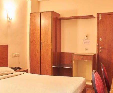 Halcyon Suites Hyderabad Exterior foto